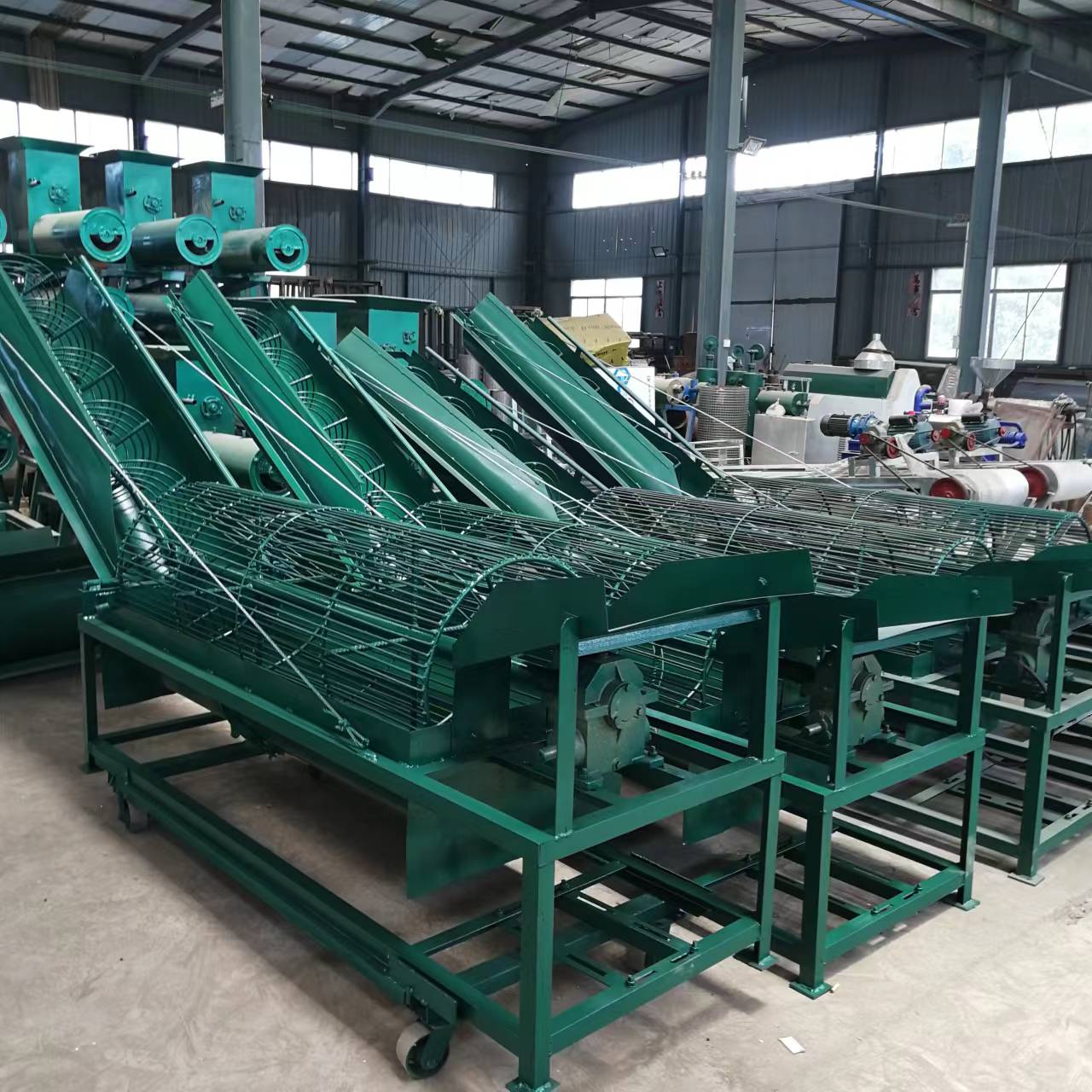 紅薯土豆淀粉分離機(jī).jpg 紅薯土豆淀粉分離機(jī).jpg